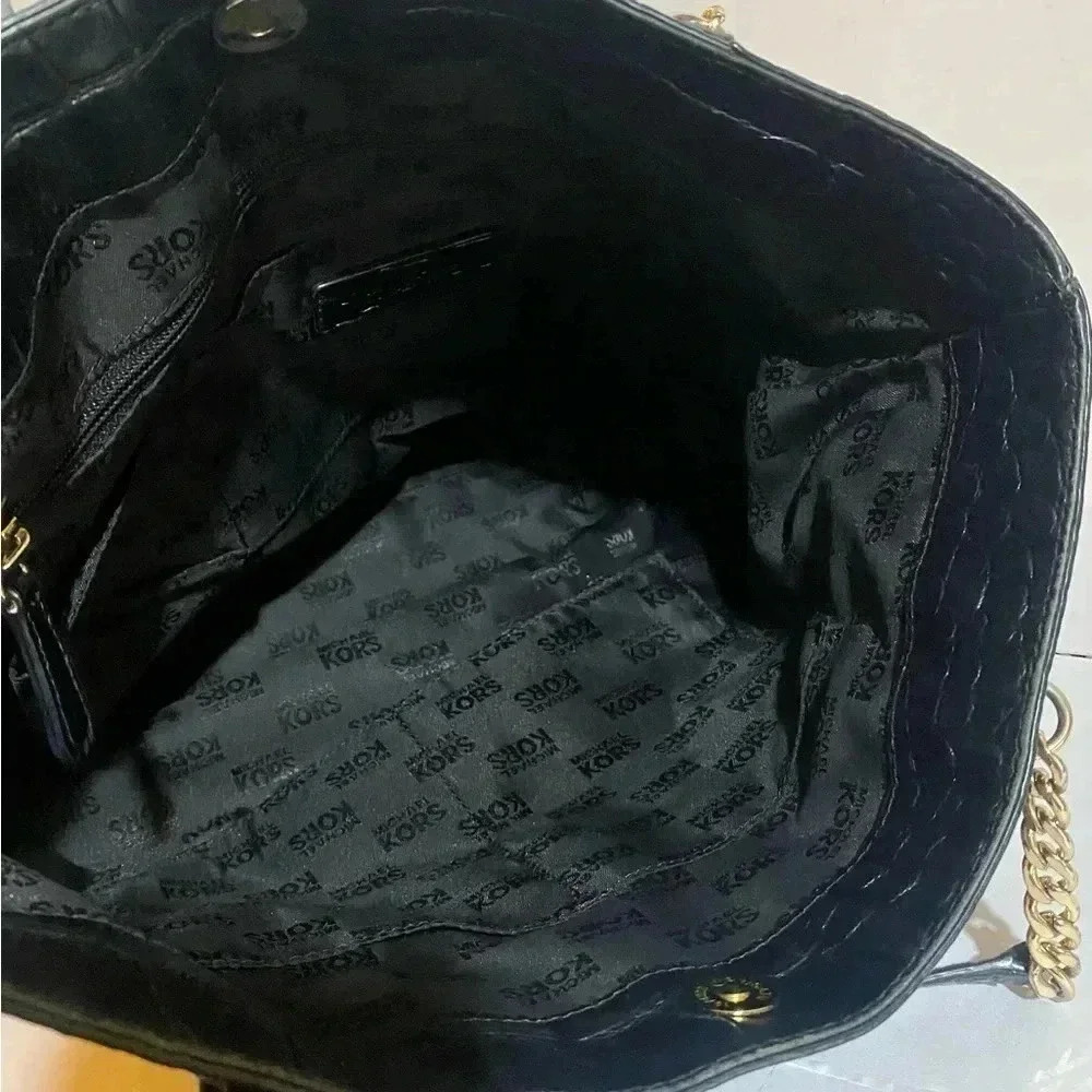 Michael kors black embossed leather shoulder handbag - Picture 7 of 12
